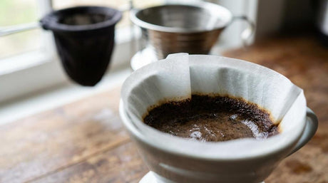 Vand til kaffe: hårdhed, filtrering og smag – alt du skal vide